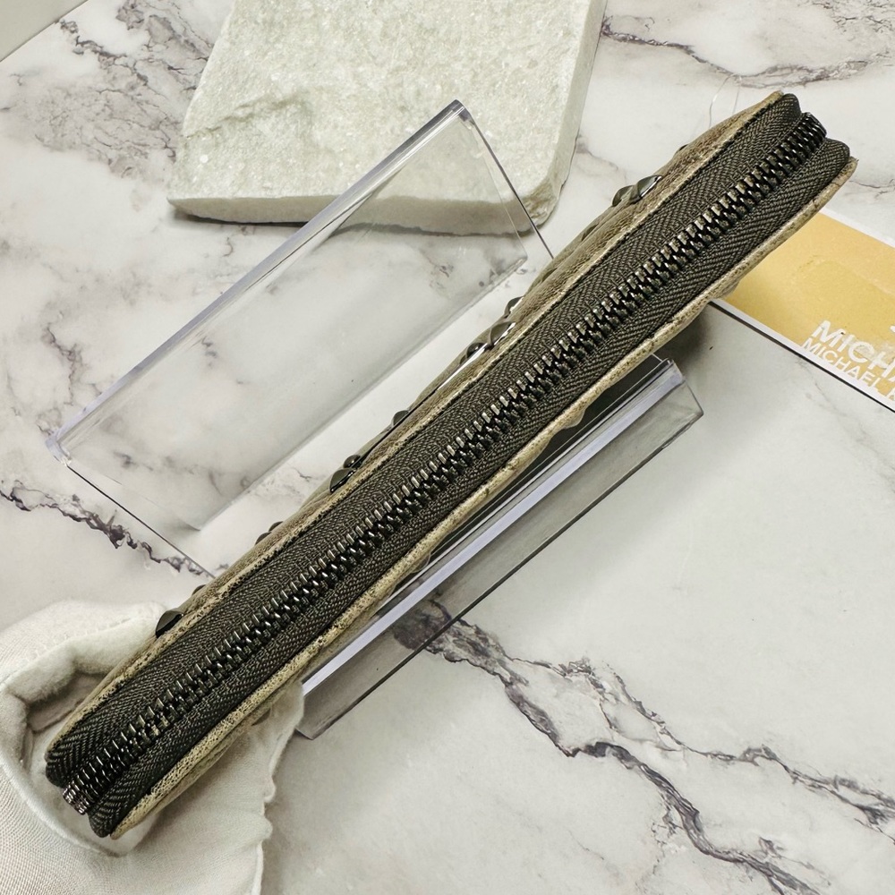 NEW! Michael Kors Distressed Quilted Dark Gray Nickel Leather & Stud Long Wallet - Picture 10 of 14